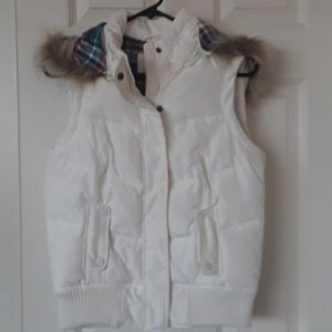 MAURICES DOWN VEST